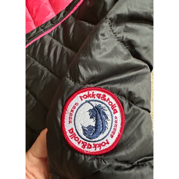 Girls’ Ultra Lightweight Packable Down Puffer Jacket - Picture 8 of 10